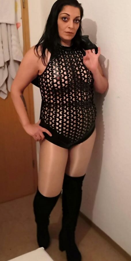 Milf Bitch Eva in Fishnet and Shiny Pantyhose