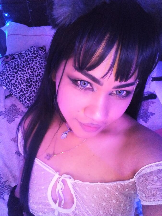 Look me I feel horny
