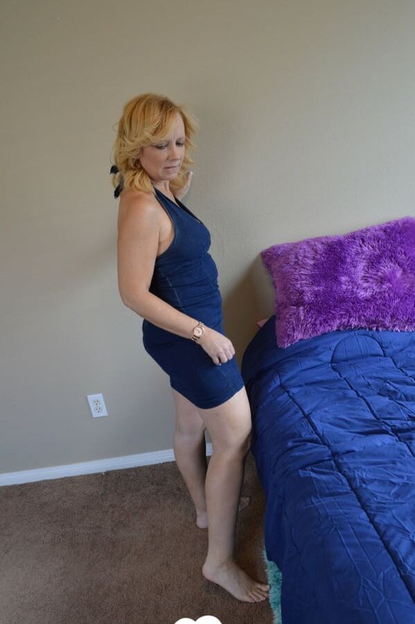 Hot milf lusts for her sex toy
