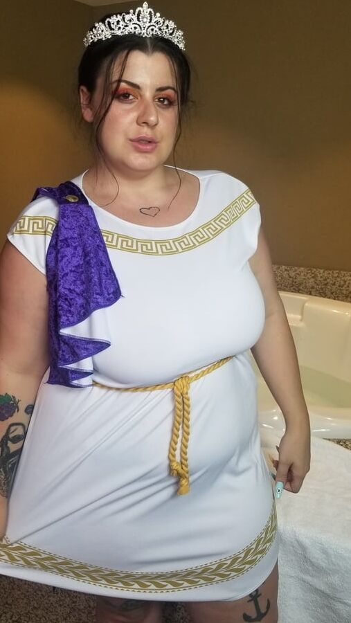 Maria Bose films with Chazzy Amateurs