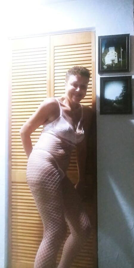 Lovely pink lingerie for cleanjean in the morning sun.
