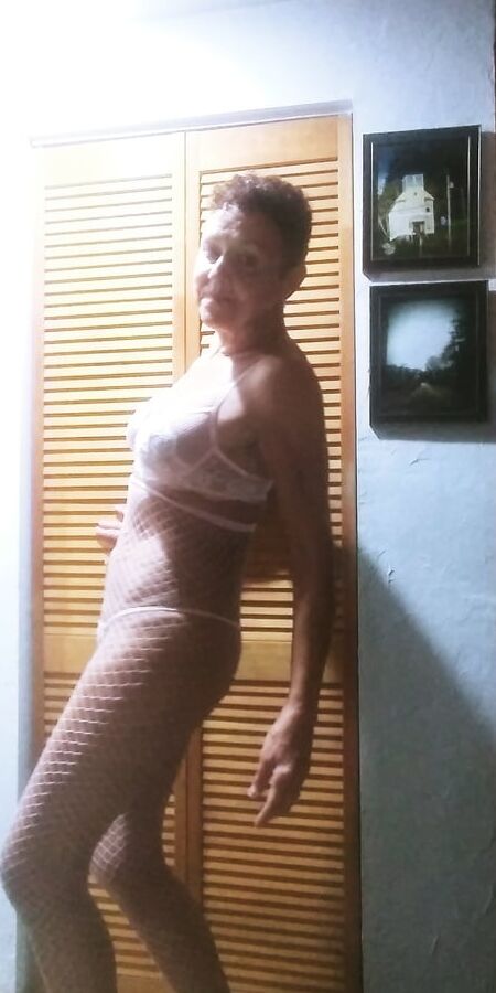 Lovely pink lingerie for cleanjean in the morning sun.