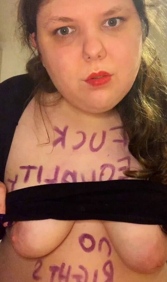 Bodywriting Pig humiliation