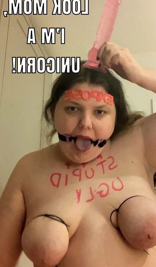 Bodywriting Pig humiliation