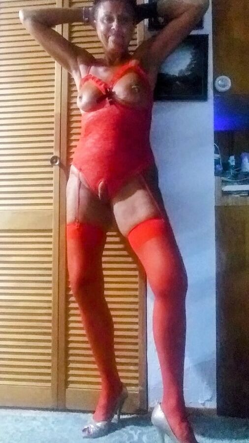 Who is the Lady in Red - cleanjean ... red lingerie that is!