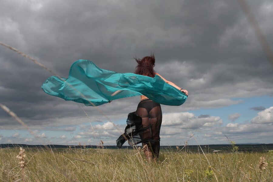 Turquoise Shavl for windly weather