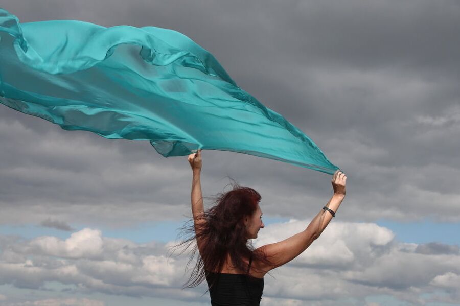 Turquoise Shavl for windly weather