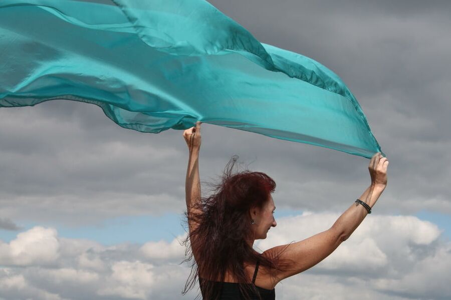 Turquoise Shavl for windly weather