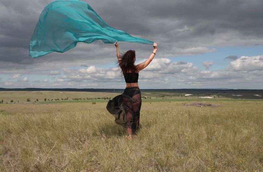 Turquoise Shavl for windly weather