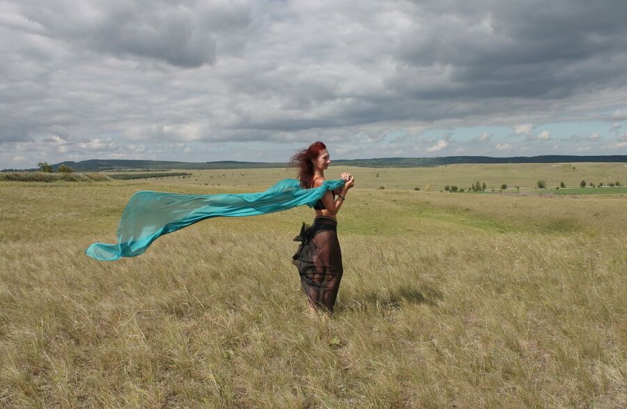 Turquoise Shavl for windly weather