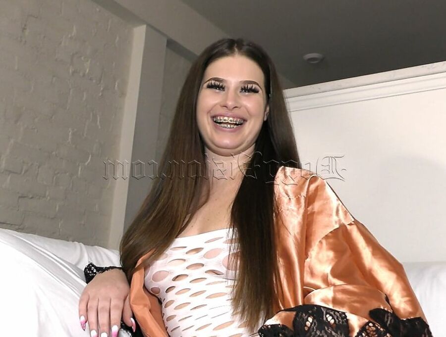 Squirting Teen PAWG Jungle Fever