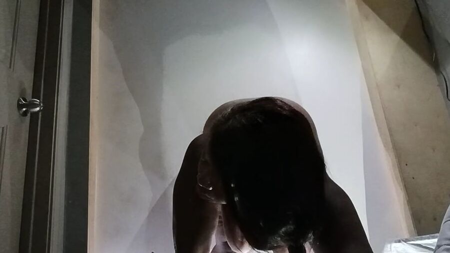 HEWS GLoryhole
