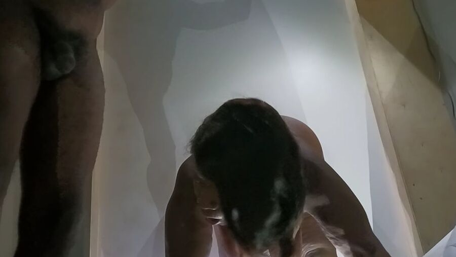 HEWS GLoryhole