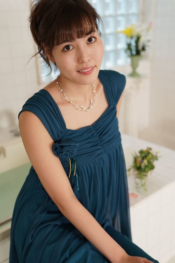 Yukie Natsuki :: The Story Of Luxury Spa Lady, Vol.83 - CARI