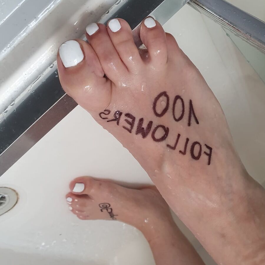 Empress Ember Feet 4