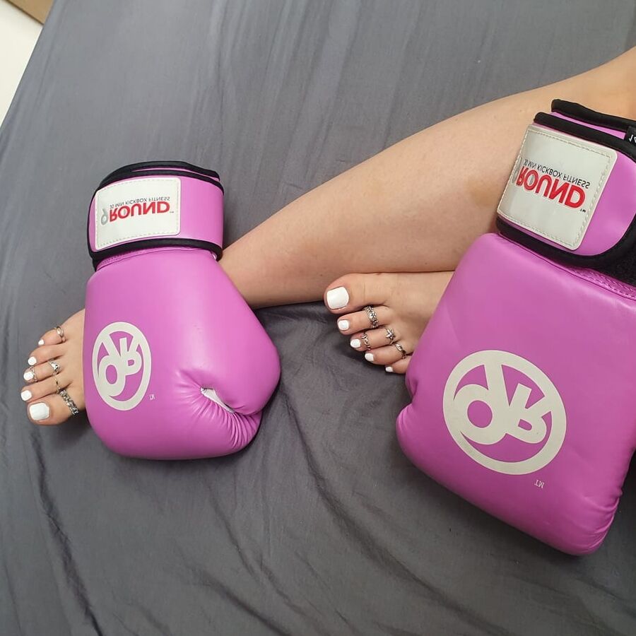 Empress Ember Feet 4