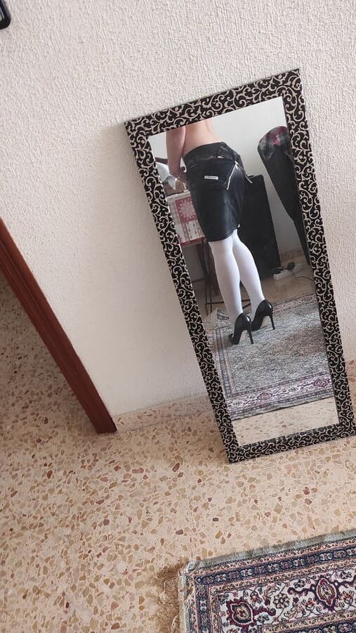 Horny cleo coming home