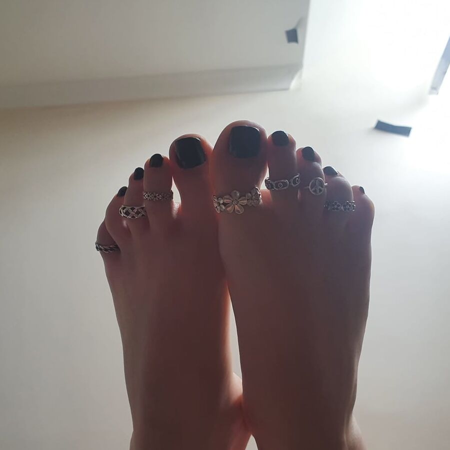 Empress Ember Feet 2