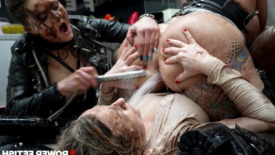Shower for Vaginal Prolapse