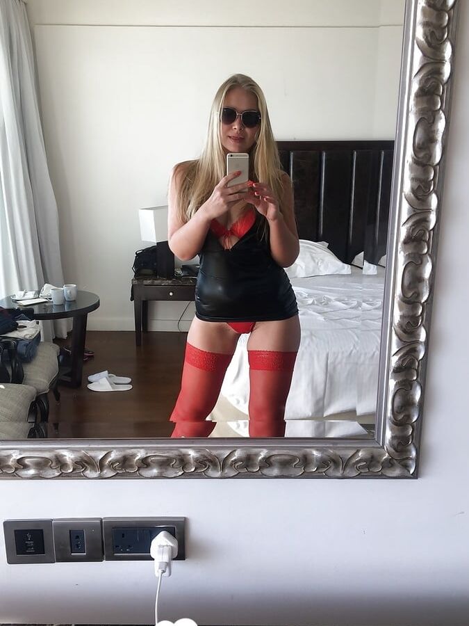 Astonishing girlfriend tries on a couple of outfits