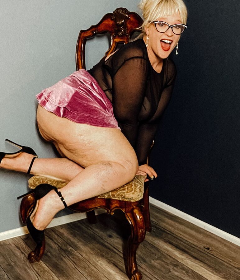 Big Butt, Fat Thighs, Milf with an attitude