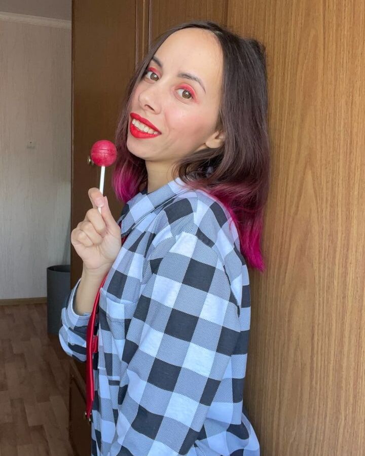 My sexy photos in clothes. Erotic and non nude.