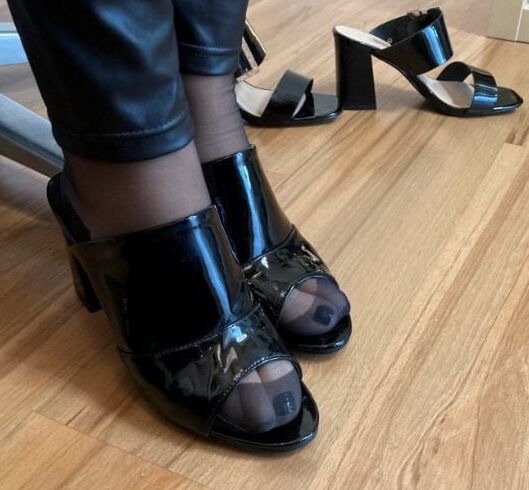 Black Mules, Nylon Feet and Leggings