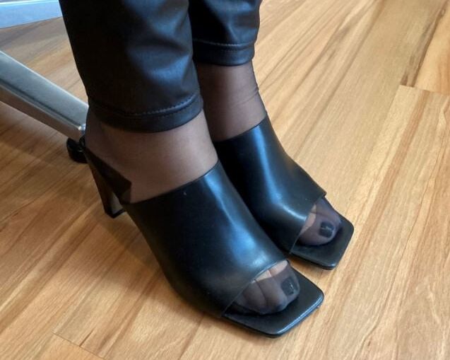 Black Mules, Nylon Feet and Leggings