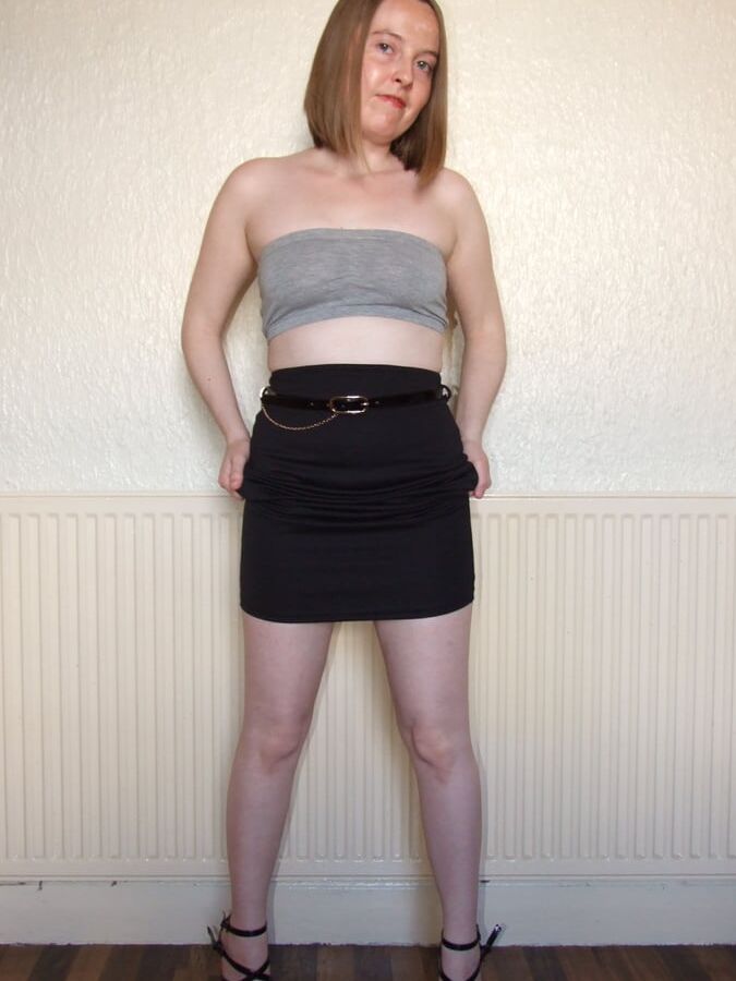 Long legs Pencil Skirt boob tube and heels