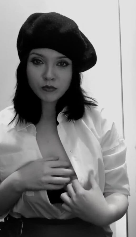 Sexy French girl