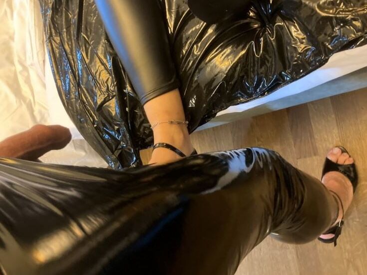 High Heel Sandals and shiny Leggings