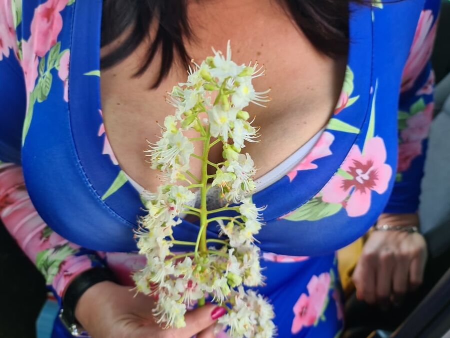 Beatiful czech bbw milf with huge boobs summer play