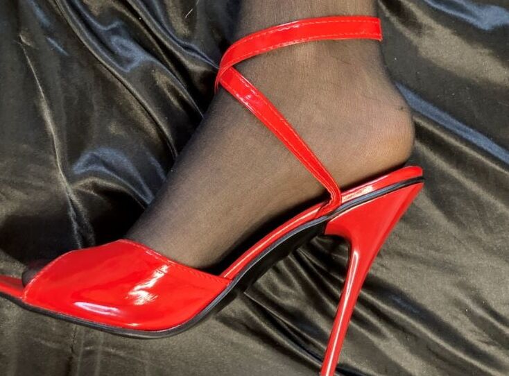 Sunday Morning new High Heels try on