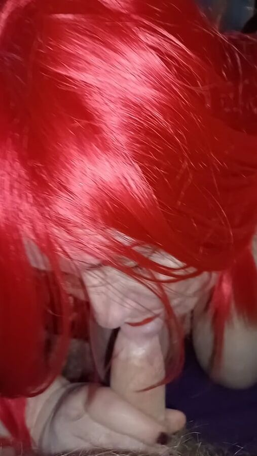 Karcelyne striptease and blow-job