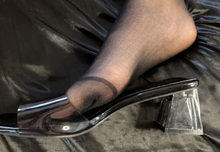 Sunday Morning new High Heels try on