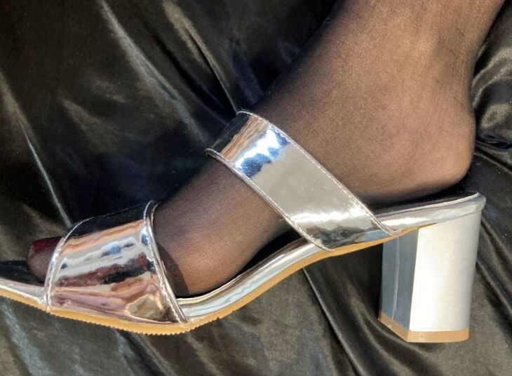 Sunday Morning new High Heels try on