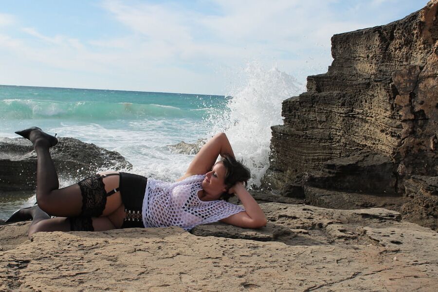 Wild coast with a wild german milf