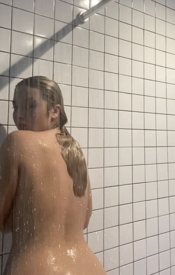 Public shower from sexy