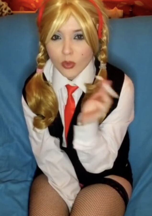 Smoking blondie