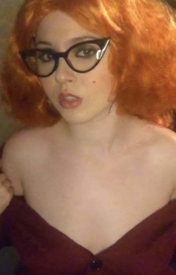So sexy redhead boobs