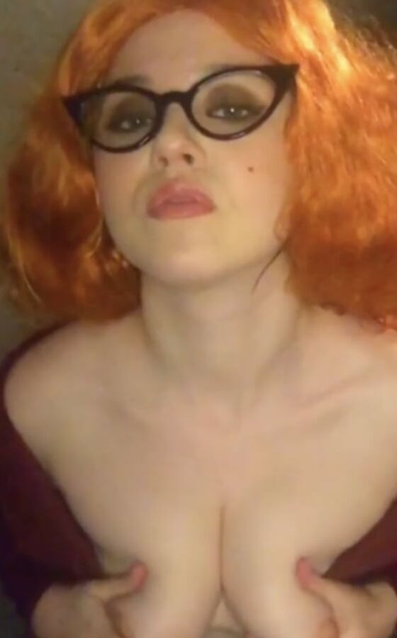 So sexy redhead boobs