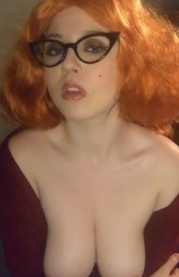 So sexy redhead boobs