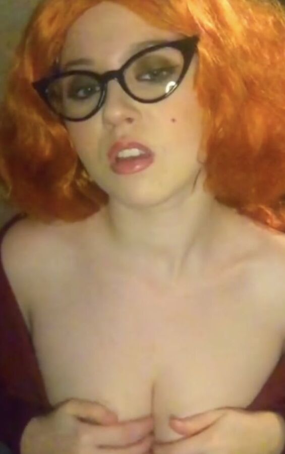 So sexy redhead boobs