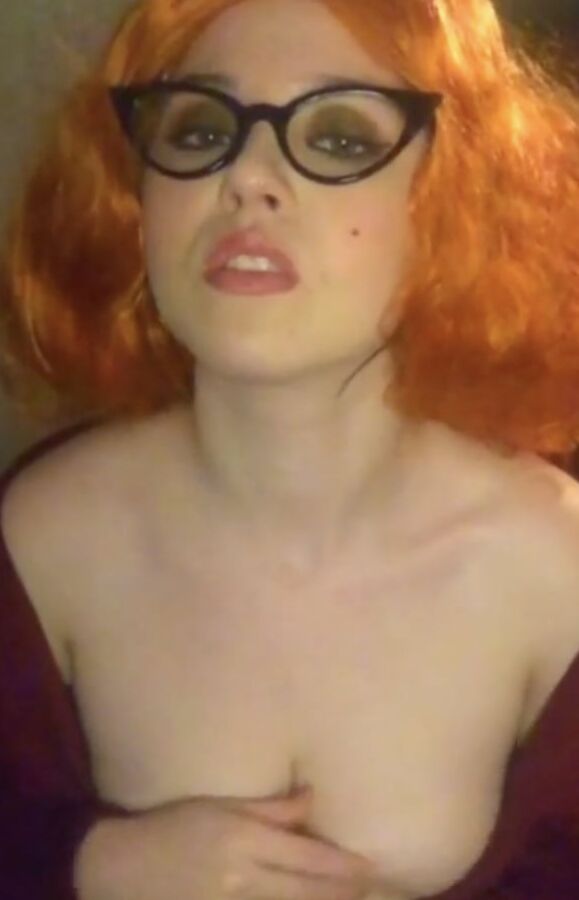 So sexy redhead boobs