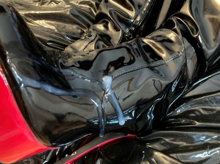 Cum on Black High Heel Patent Boots