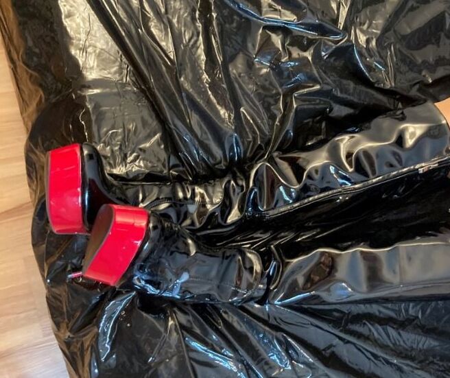 Cum on Black High Heel Patent Boots
