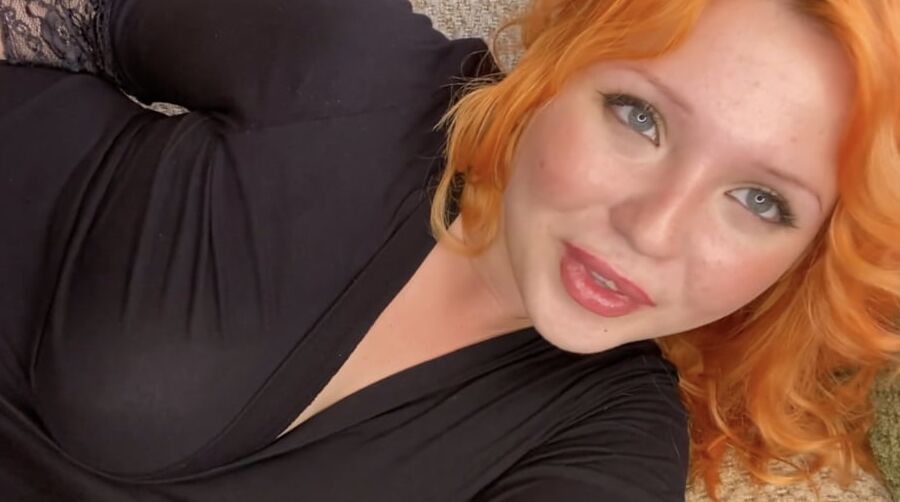 Milf with nice smile