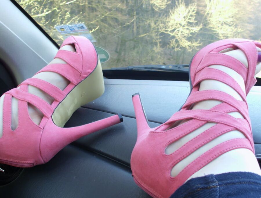 Neue Sandaletten