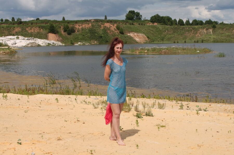 Naked with red shawl 3