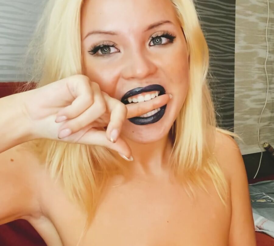 Teeth fetish
